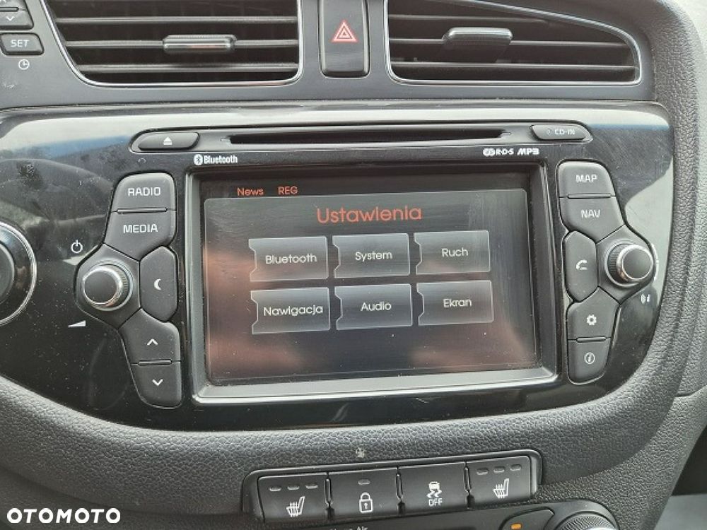 Kia Ceed - 39