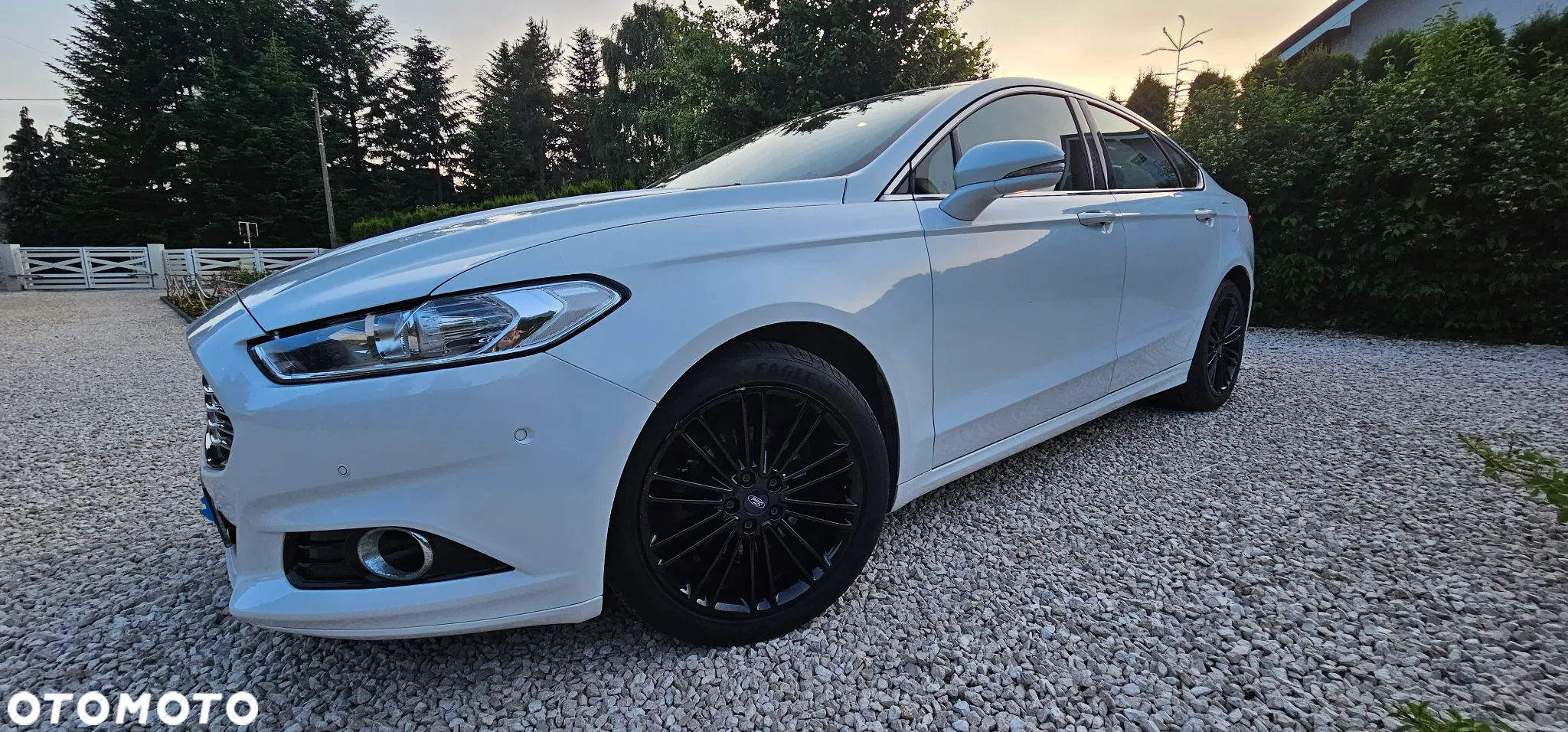 Ford Fusion 2.0 EcoBoost Titanium - 4