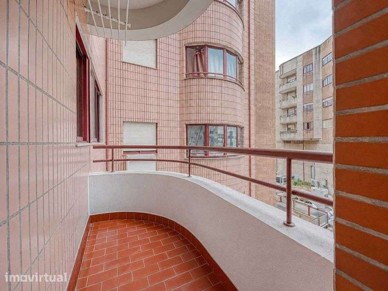 Apartamento T2 na Avenida da República - Grande imagem: 5/12