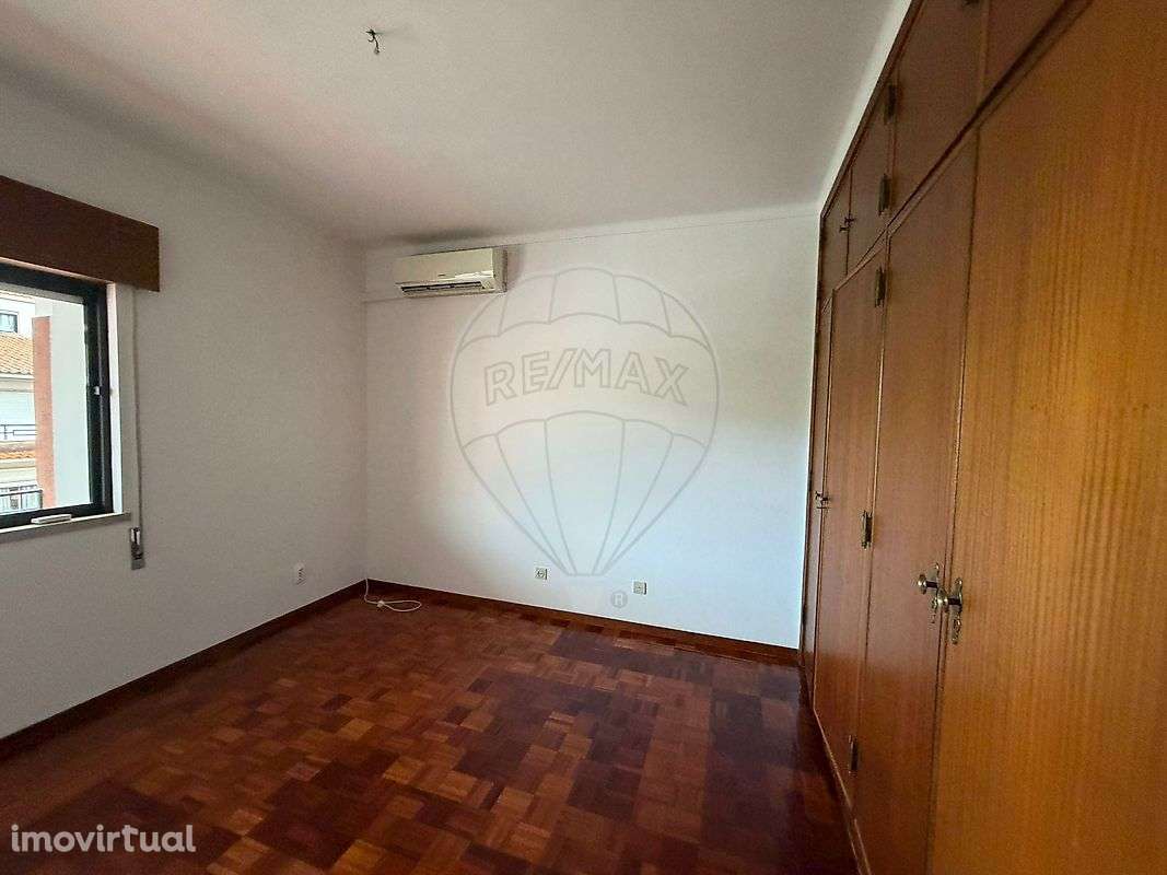 Apartamento T5 para arrendamento - Grande imagem: 4/12