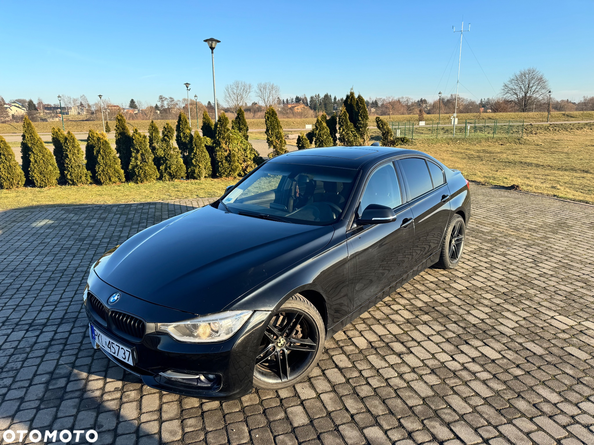 BMW Seria 3 320i - 9