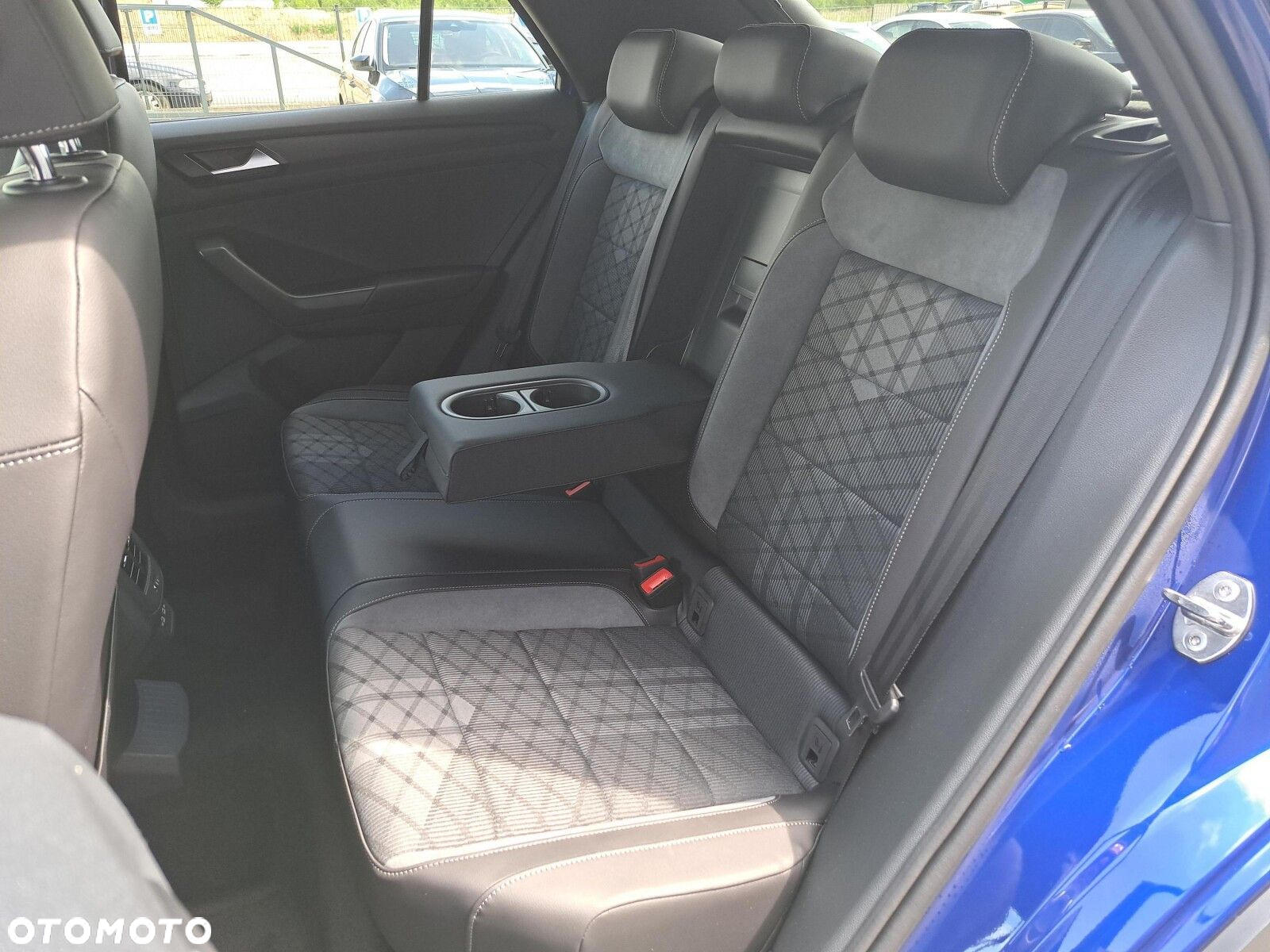 Volkswagen T-Roc 1.5 TSI R-Line Plus DSG - 16