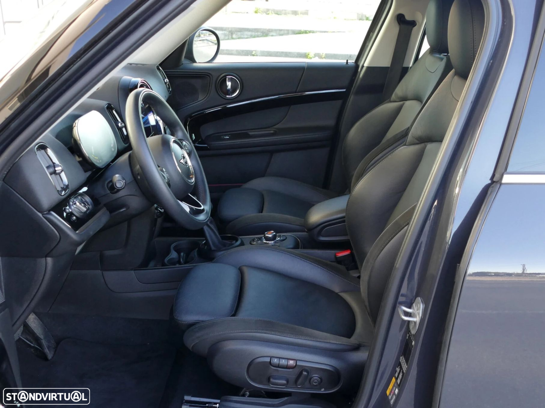 MINI Countryman Cooper SE ALL4 Auto - 26