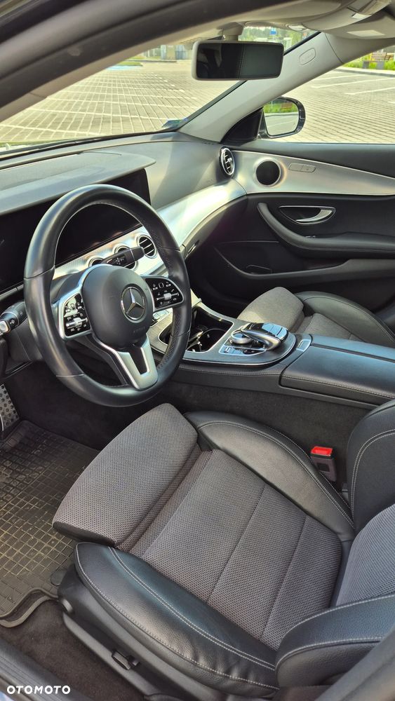 Mercedes-Benz Klasa E 220 d 4-Matic Avantgarde - 15