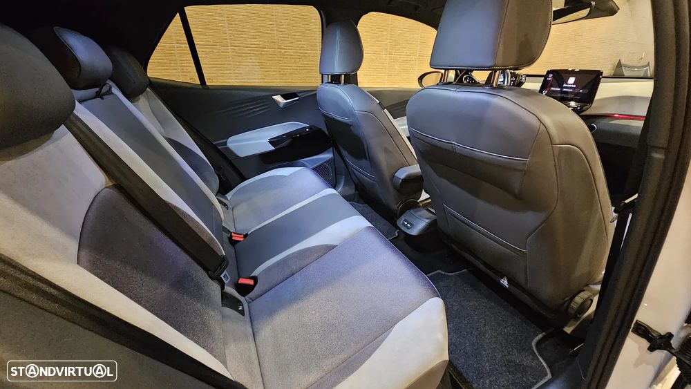 VW ID.3 Performance Upgrade Pro Business - 23