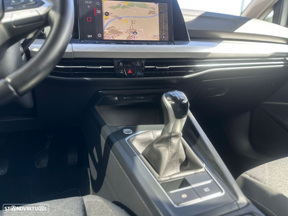 VW Golf 2.0 TDI Conceptline - 29