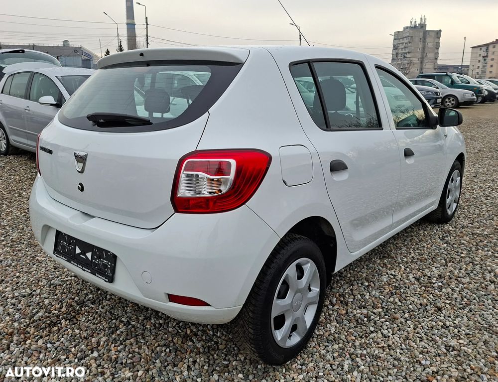 Dacia Sandero - 3