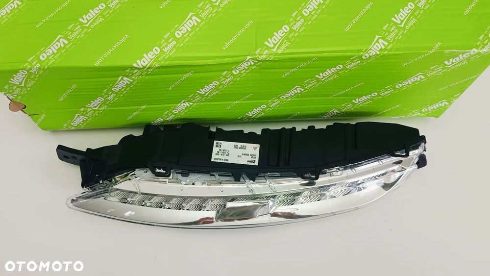Światło dzienne przód lewe przednia lewa lampa reflektor NOWA Citroen C4 Picasso II 13-  045150 - 4