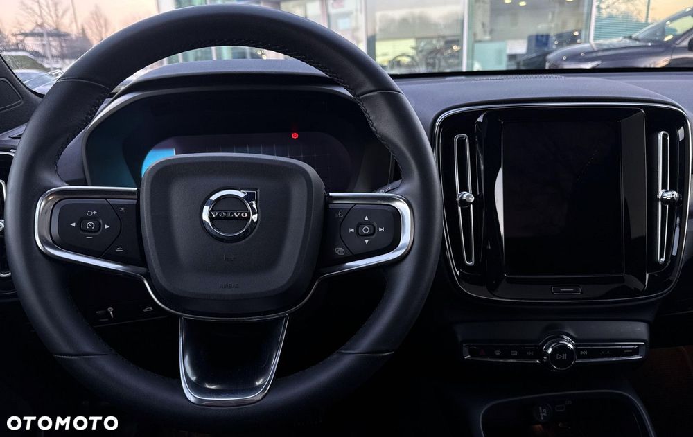 Volvo C40 - 12