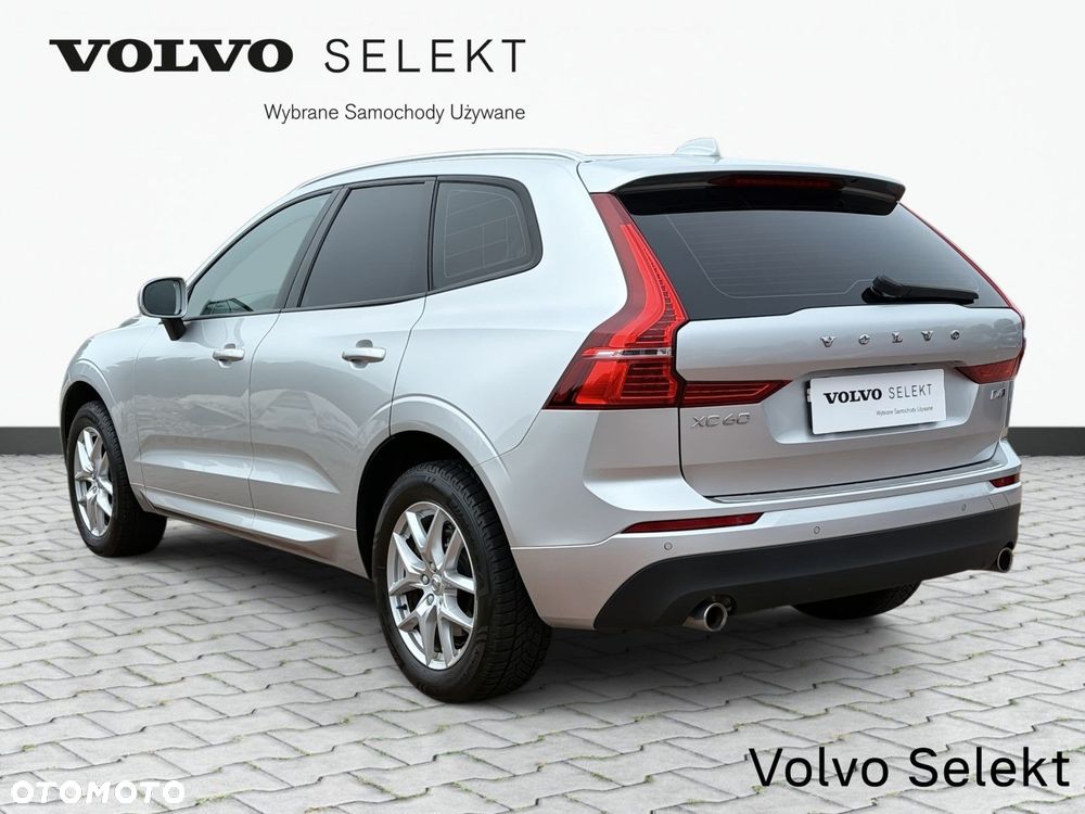 Volvo XC 60 D4 AWD Momentum - 9