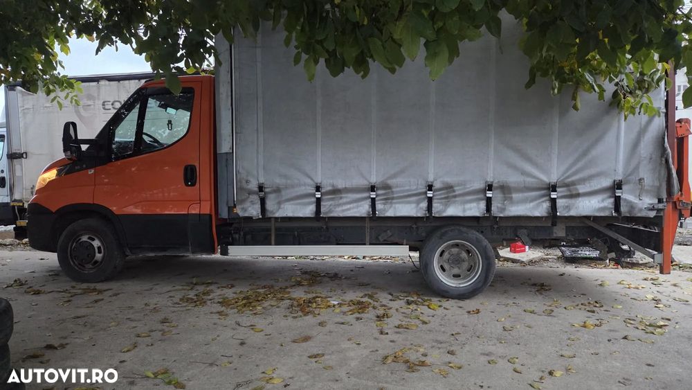 Iveco Daily 35-150 cu prelata si lift, cat B,  posibilitate leasing - 2