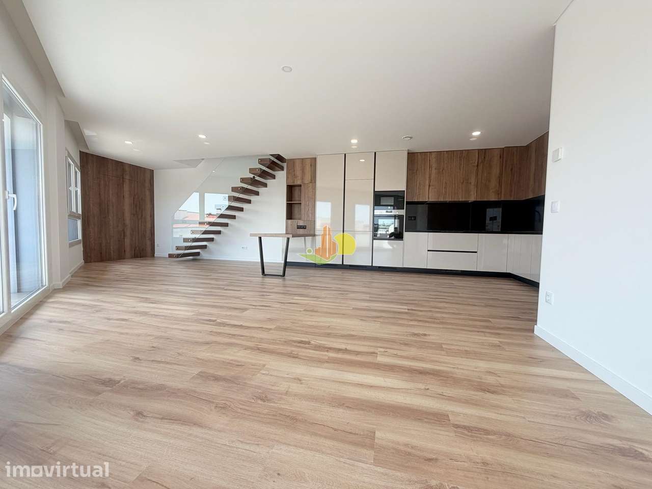 T2+2 Duplex com Garagem Dupla - Grande imagem: 5/42