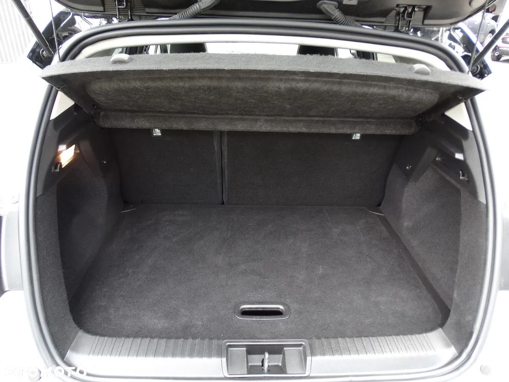 Renault Captur 1.3 TCe mHEV Techno - 21