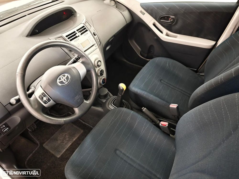 Toyota Yaris 1.0 VVT-i Comfort - 18