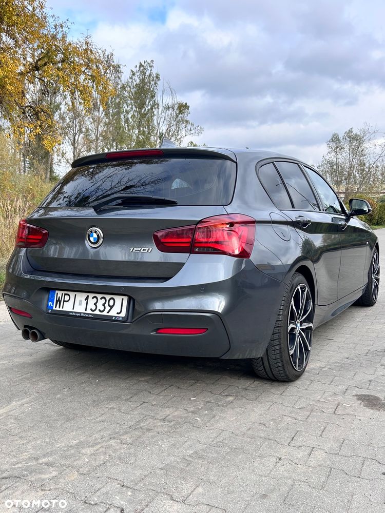 BMW Seria 1 120i M Sport - 5