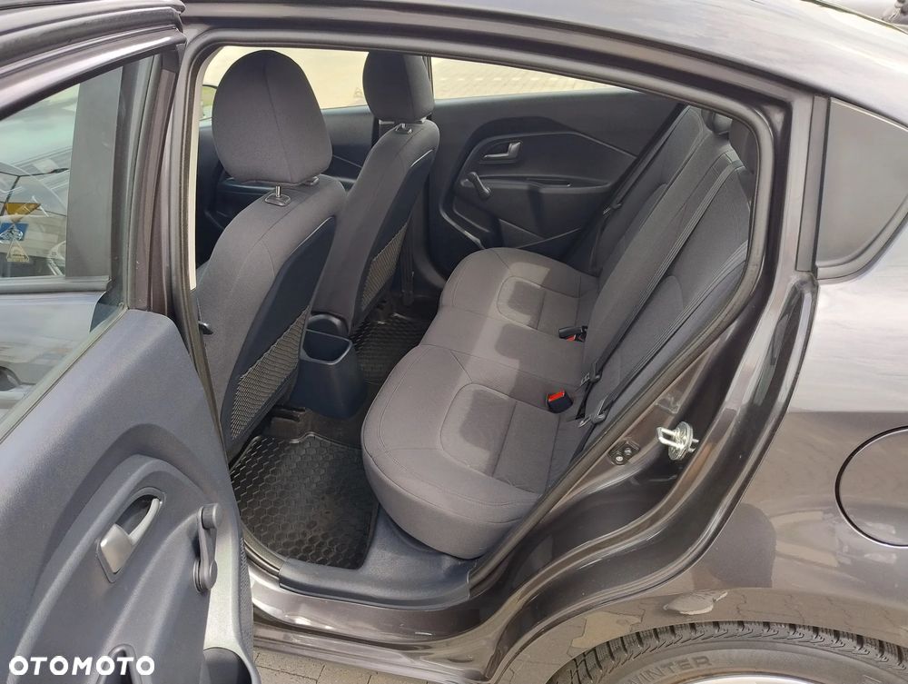 Kia Rio 1.2 Business Line - 8