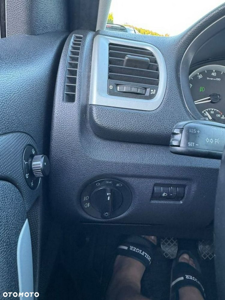 Skoda Roomster - 23