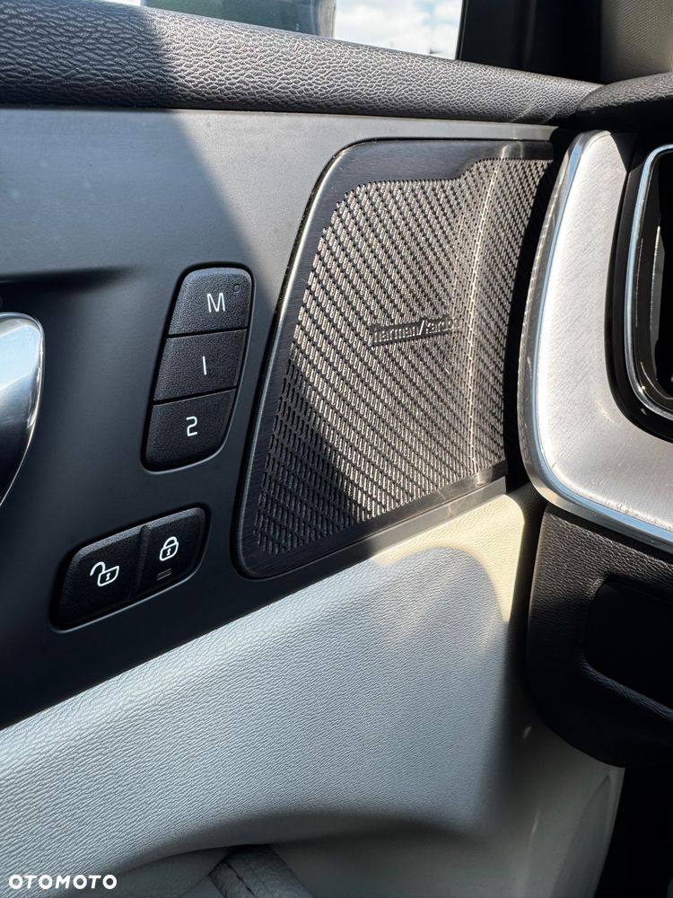 Volvo XC 60 B5 B AWD Geartronic Inscription - 16