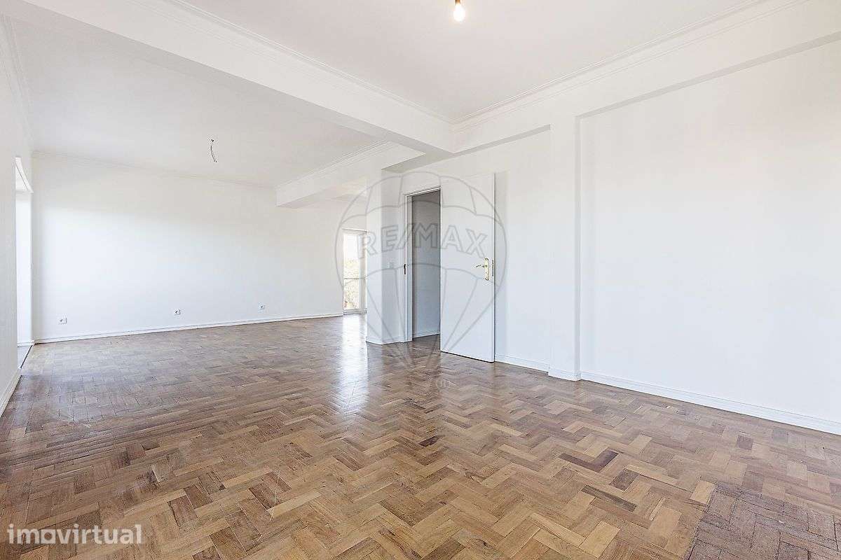 Apartamento T4 para arrendamento - Grande imagem: 2/41