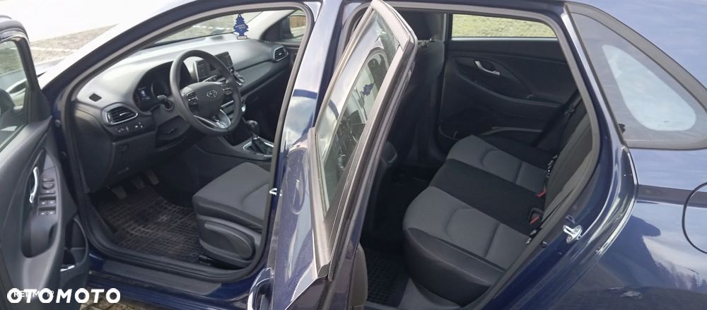 Hyundai i30 1.4 Classic + - 5