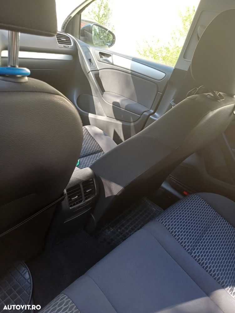 VOLKSWAGEN Golf 2010 — imagine 16