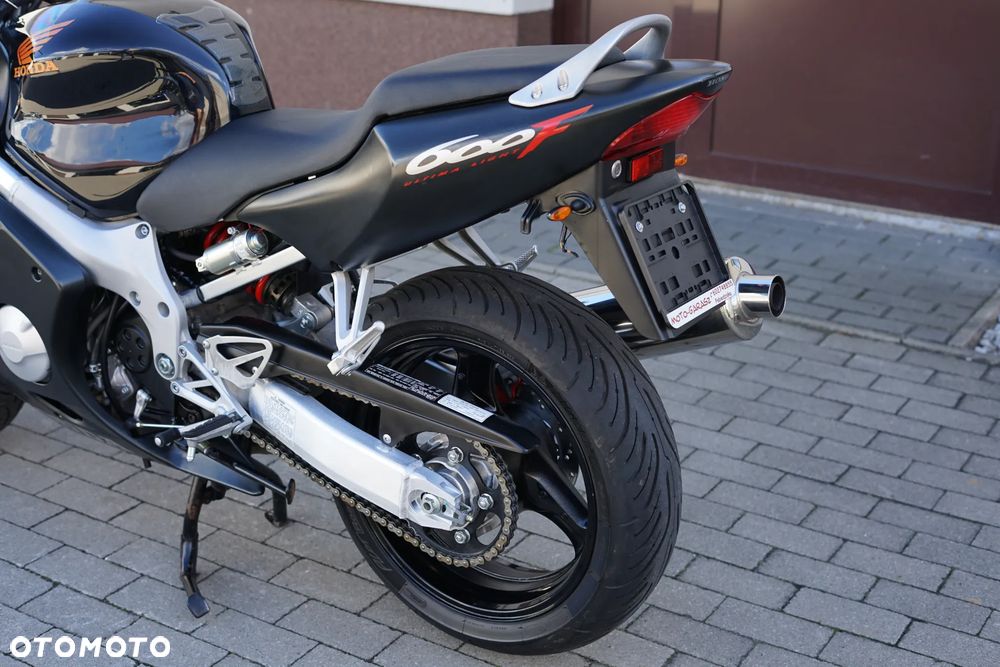 Honda CBR - 24
