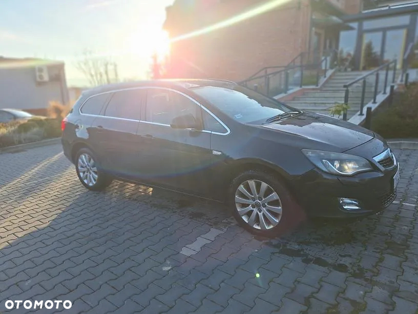 Opel Astra IV 2.0 CDTI Cosmo - 5