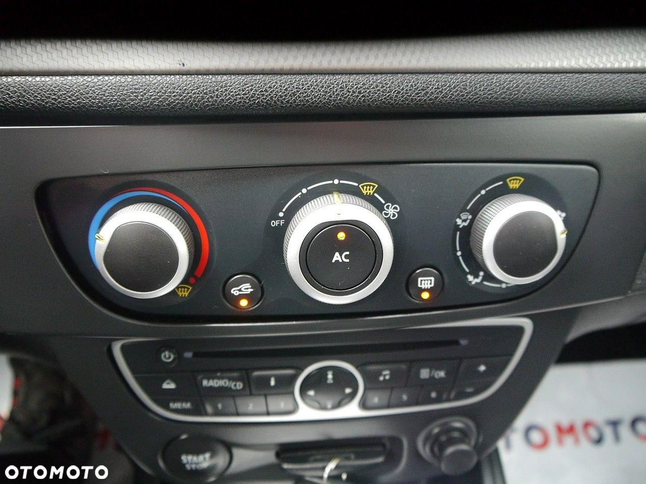 Renault Megane 2.0 16V Dynamique CVT - 19