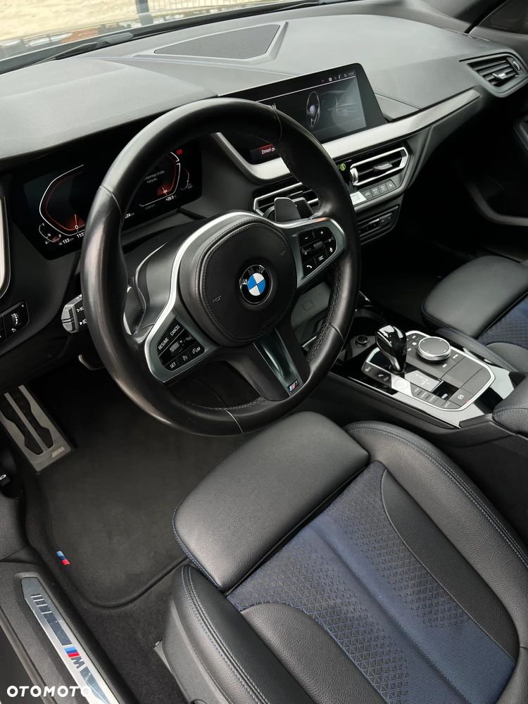 BMW Seria 2 220i M Sport - 11