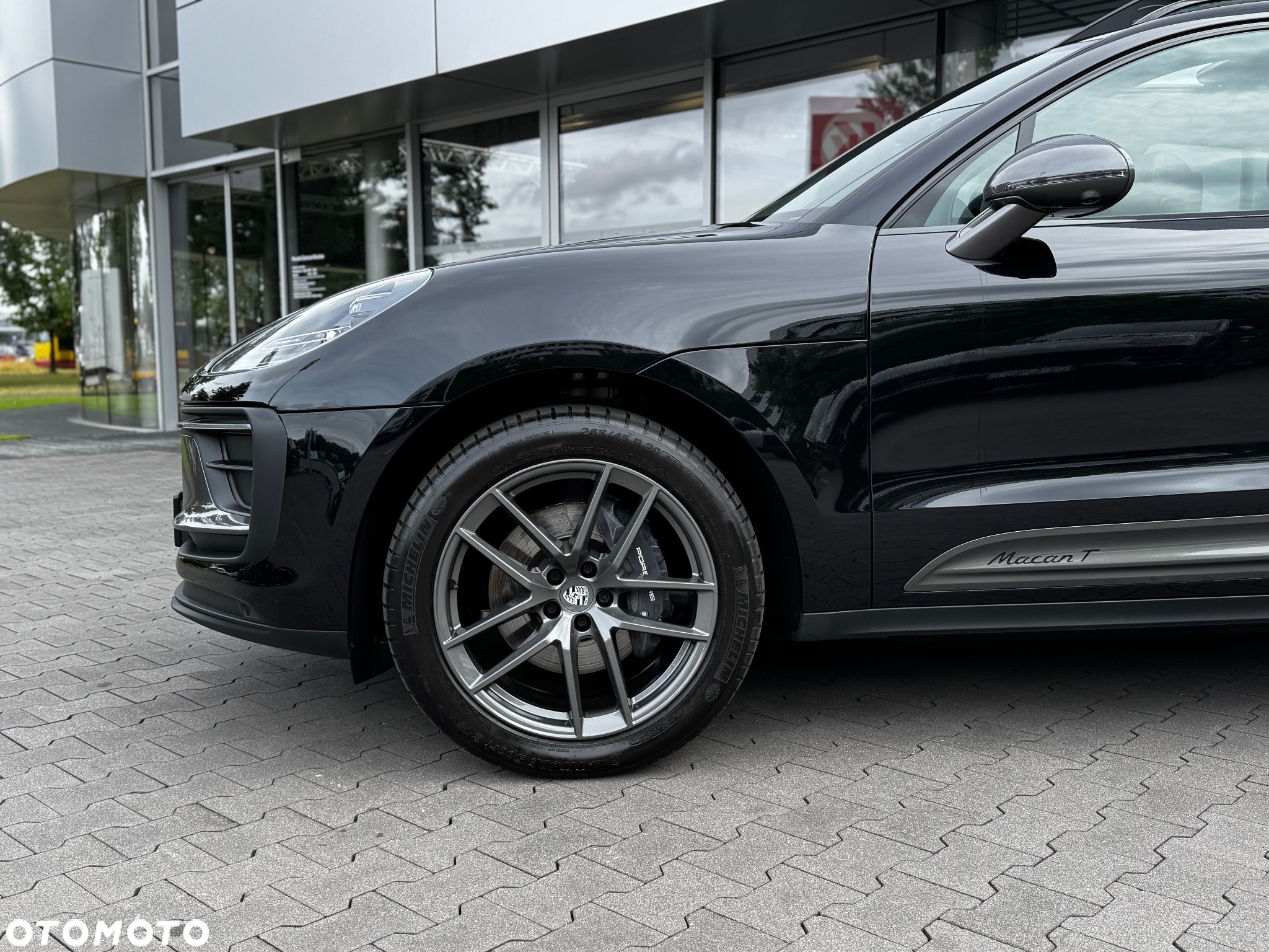 Porsche Macan T - 10