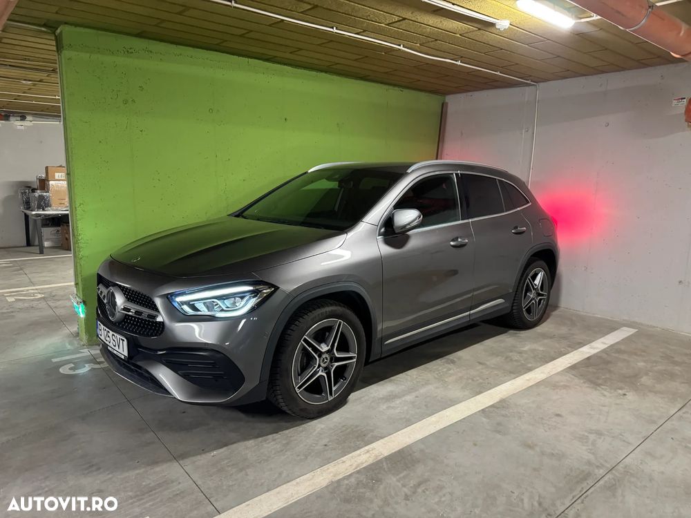 Mercedes-Benz GLA - 20