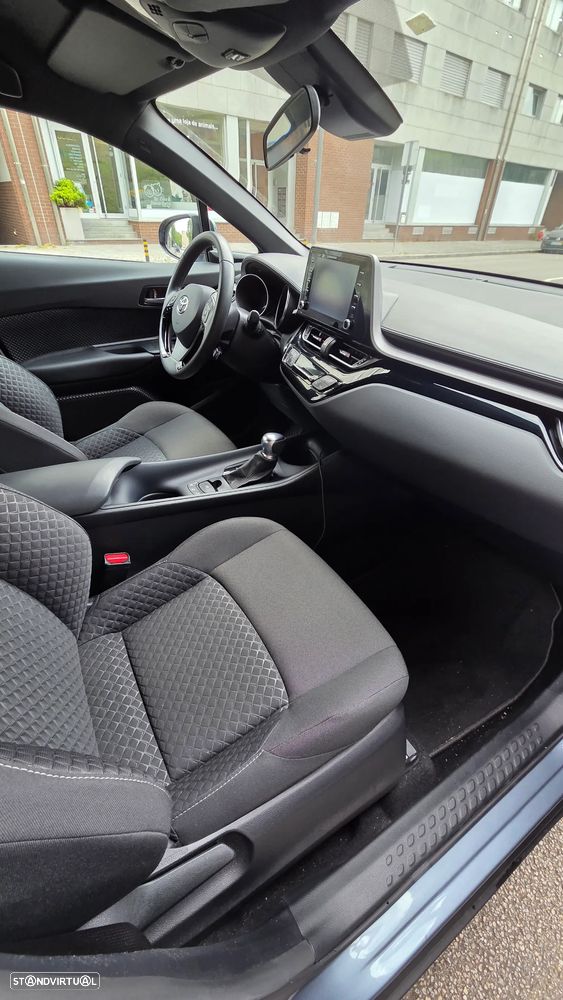 Toyota C-HR 1.8 Hybrid Comfort - 13