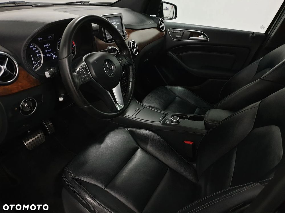 Mercedes-Benz Klasa B 200 CDI (BlueEFFICIENCY) 7G-DCT - 9