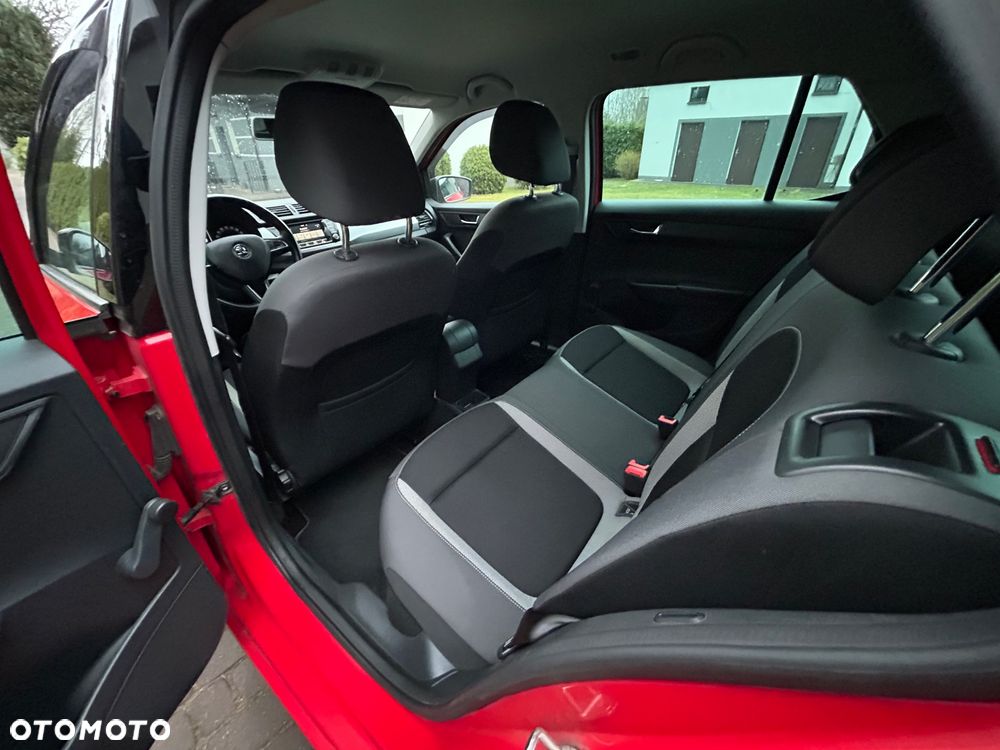 Skoda Fabia 1.2 TSI Cool Edition Red & Grey - 12