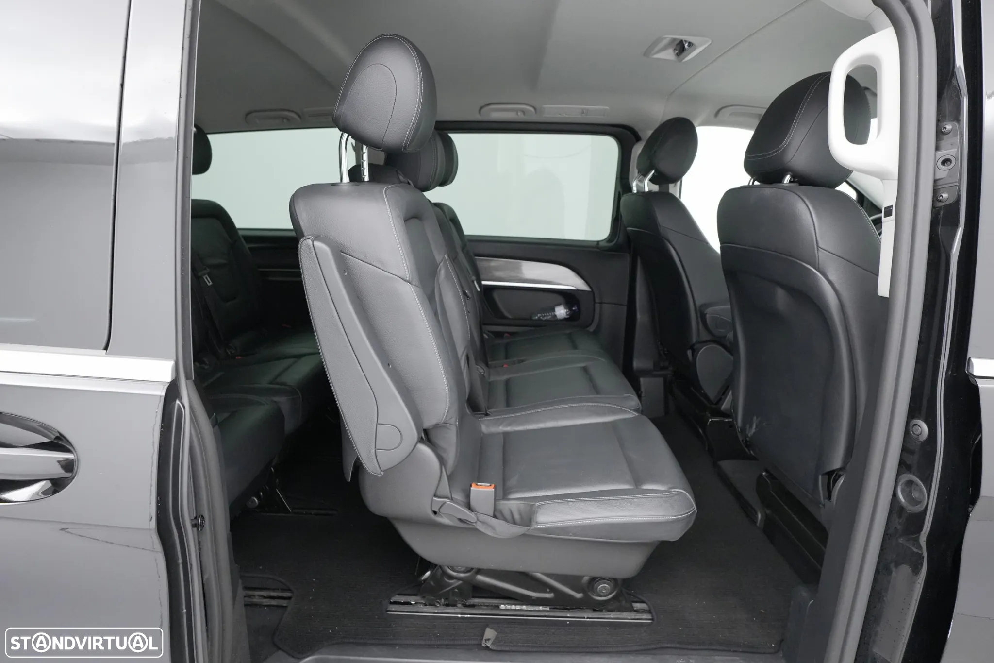 Mercedes-Benz V 250 d Longo Avantgarde - 32