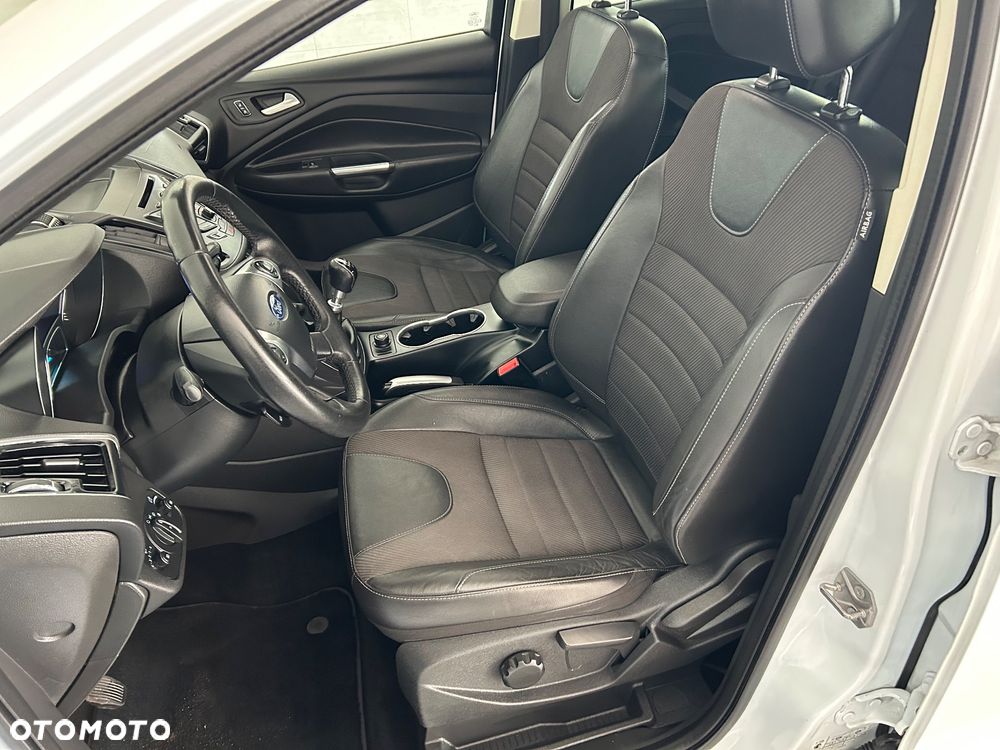 Ford Kuga 2.0 TDCi 2x4 SYNC - 17