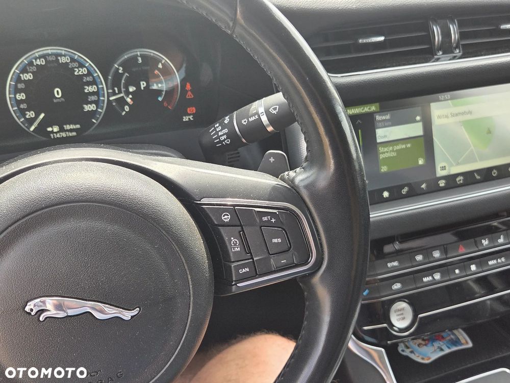 Jaguar XF 2.0 i4D Prestige - 11