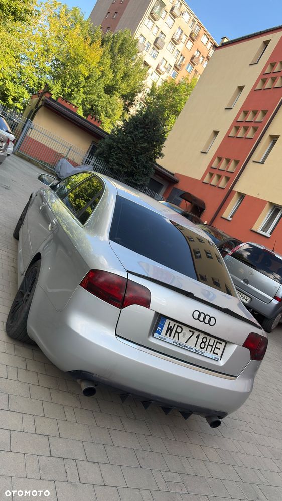 Audi A4 Limousine 2.0T FSI Quattro - 3