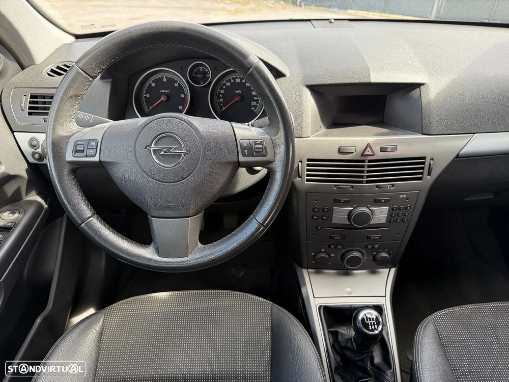 Opel Astra 1.3 CDTI Cosmo - 18
