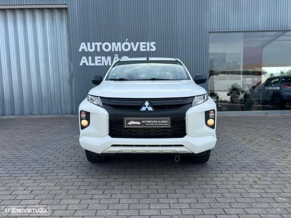 Mitsubishi L200 2022 photo 2