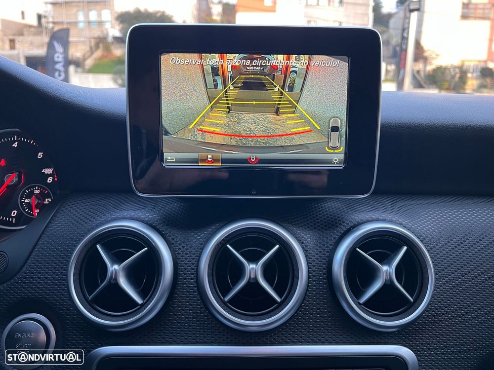 Mercedes-Benz A 180 d AMG Line - 15