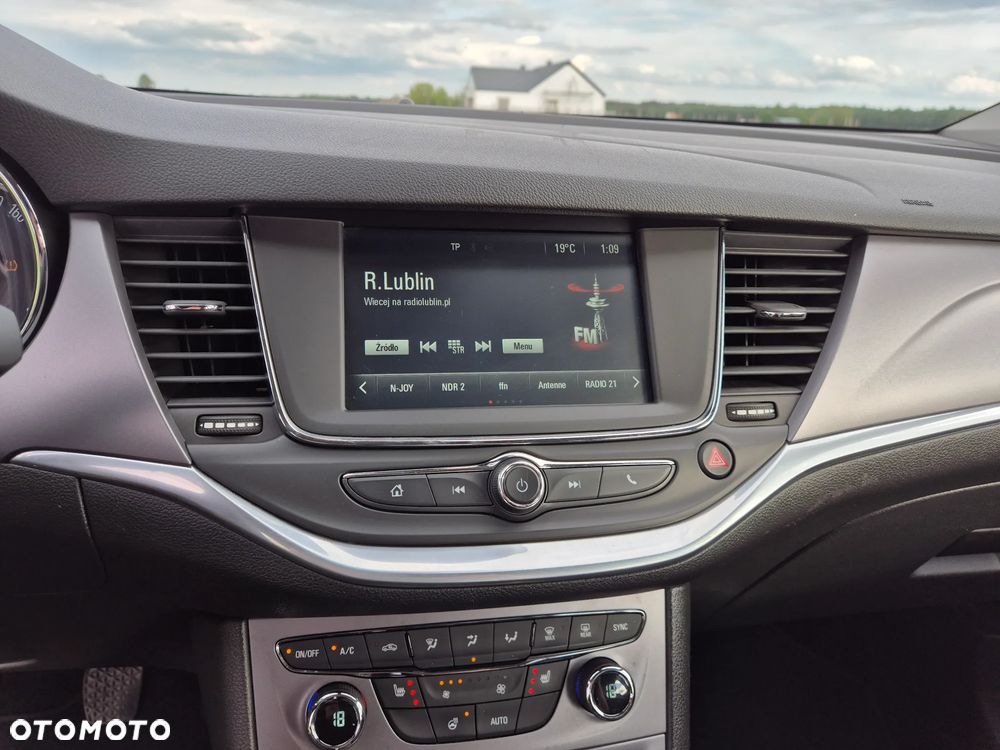Opel Astra 1.4 Turbo Dynamic - 19
