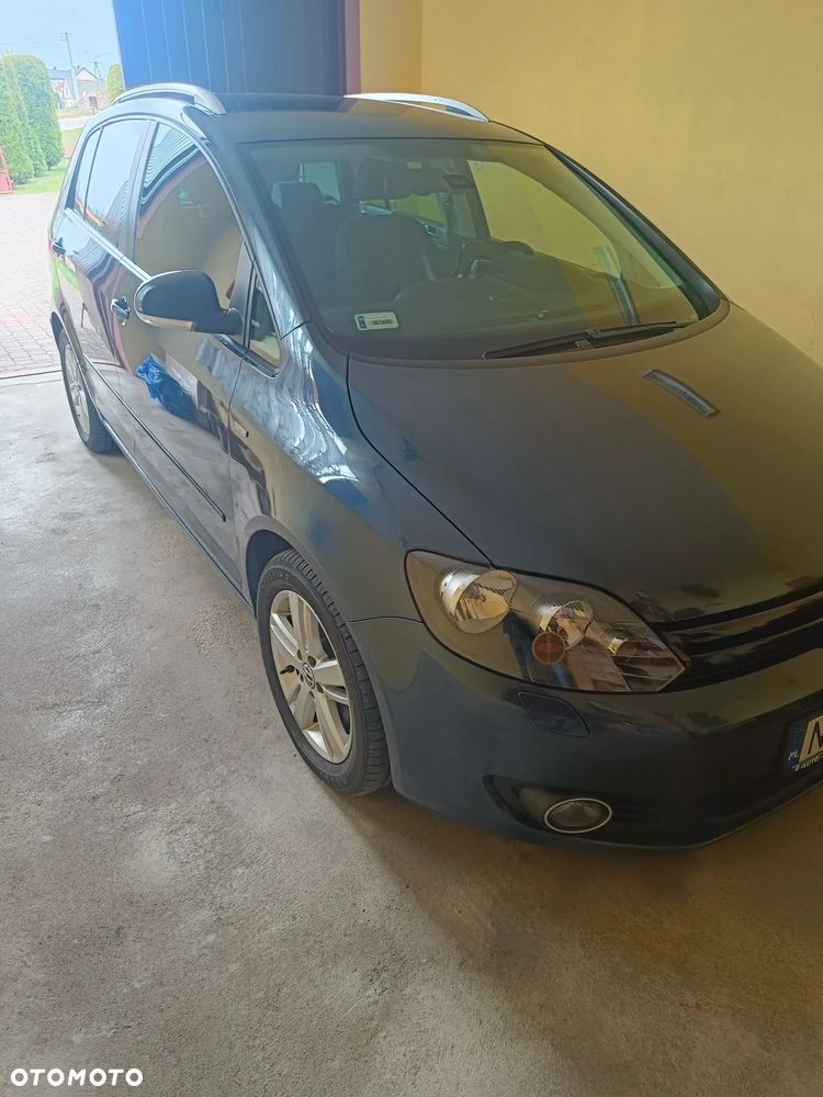 Volkswagen Golf 2.0 TDI DPF MATCH - 17