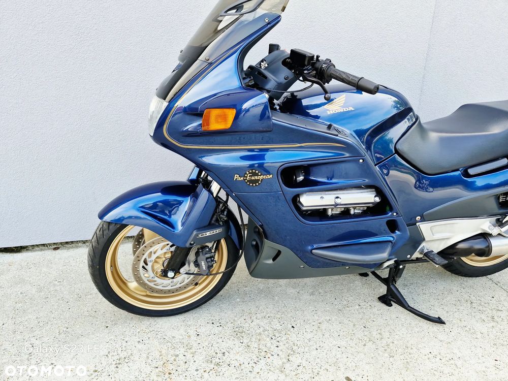 Honda ST - 16