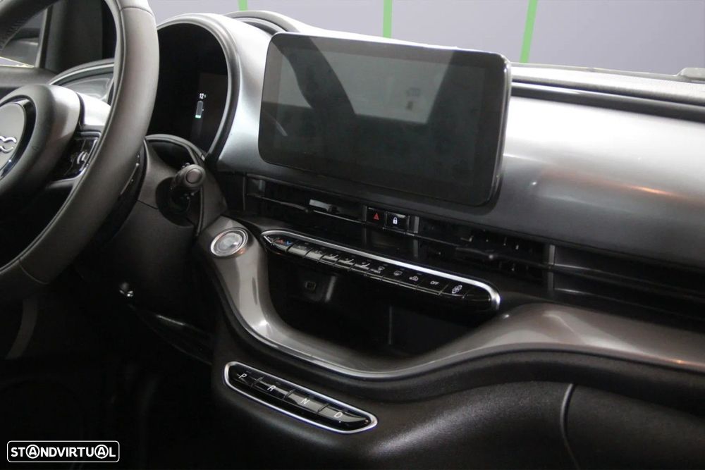 Fiat 500e - 12