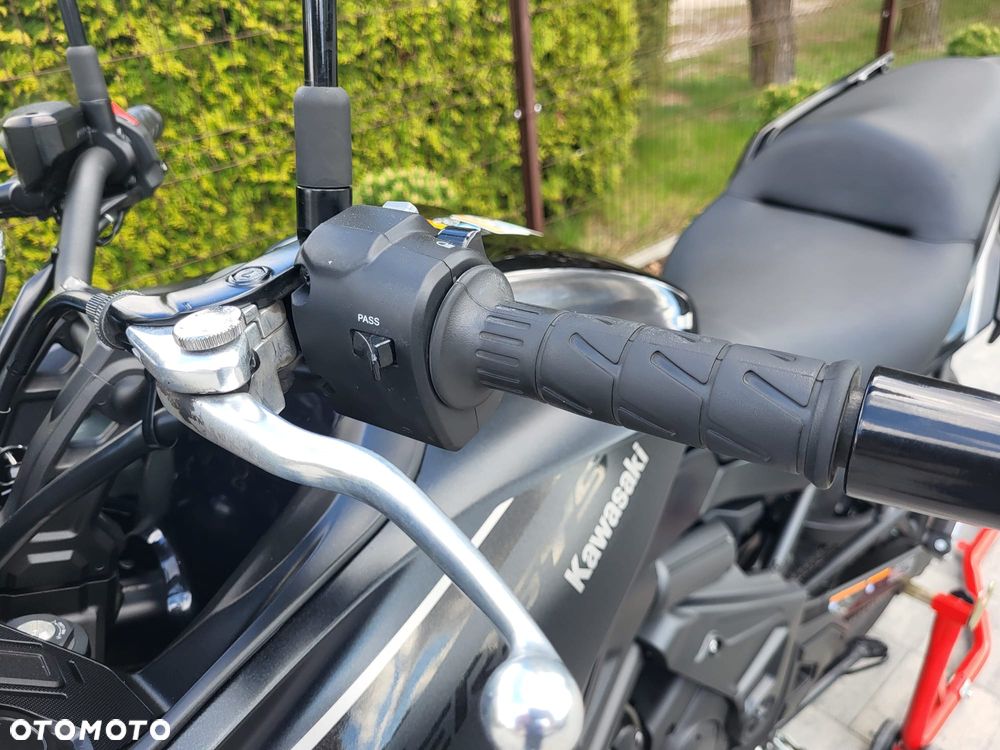 Kawasaki Versys 650 - 19
