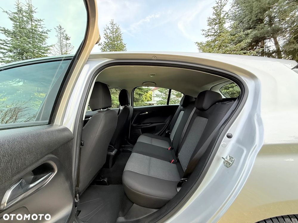 Fiat Tipo 1.4 T-Jet 16v Easy - 23