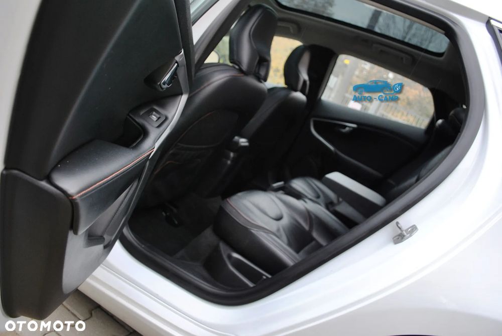 Volvo V40 D2 Ocean Race - 20