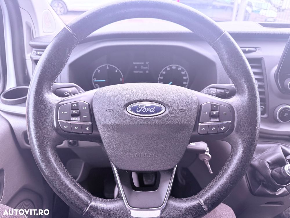 Ford Transit Custom - 24