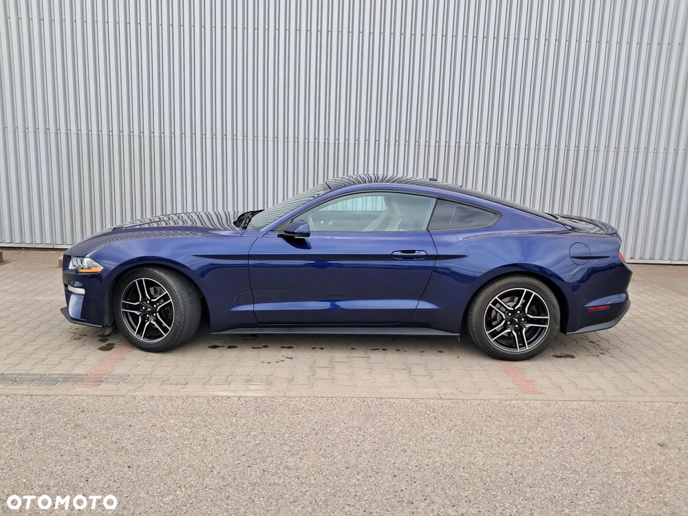 Ford Mustang - 12